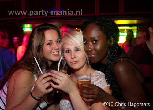 100918_063_los_partymania