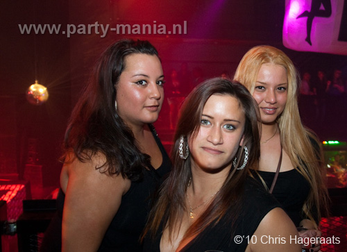 100918_073_los_partymania