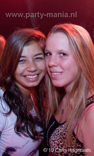 100918_089_los_partymania