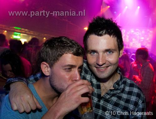 100918_121_los_partymania