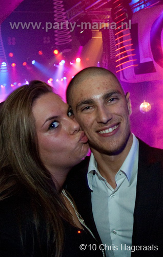 100918_126_los_partymania