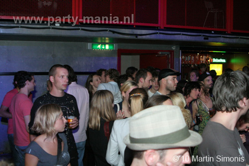 100924_054_todaysart_partymania