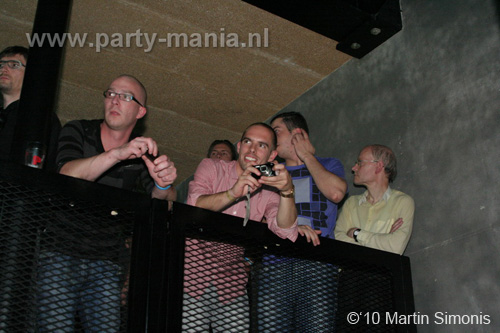 100924_092_todaysart_partymania