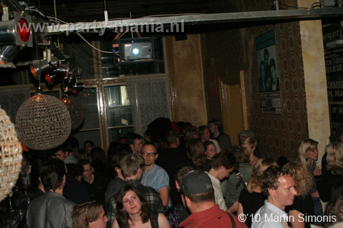 100924_145_todaysart_partymania