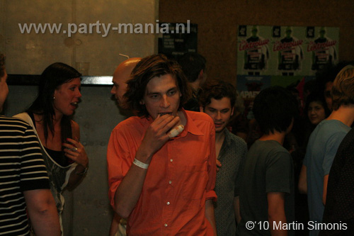 100924_152_todaysart_partymania