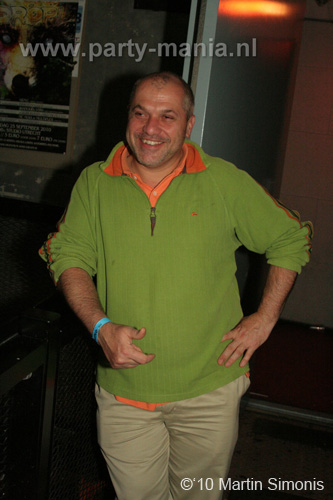 100924_153_todaysart_partymania
