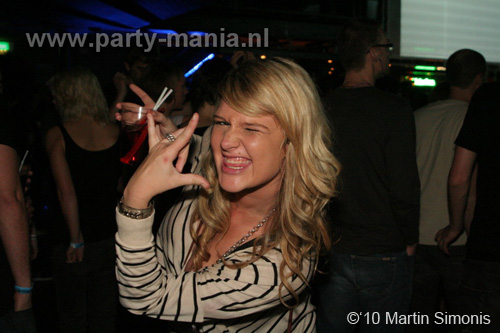 100924_165_todaysart_partymania