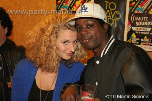 100924_177_todaysart_partymania