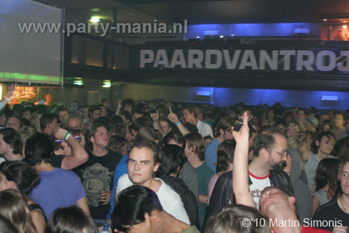 100924_194_todaysart_partymania