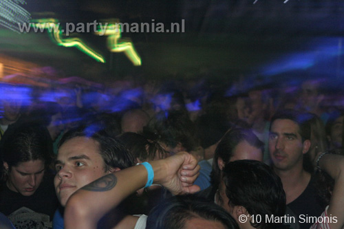 100924_197_todaysart_partymania