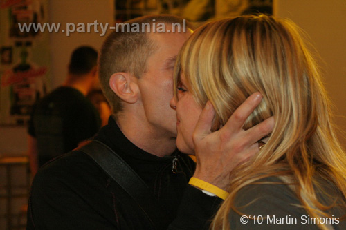 100924_213_todaysart_partymania