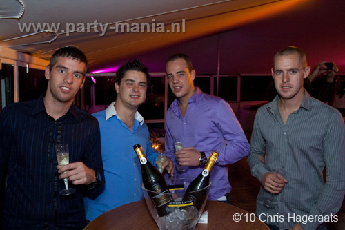 100925_002_glamorous_partymania