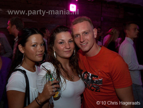 100925_061_glamorous_partymania