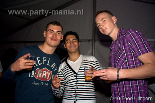 100925_023_hey_partymania