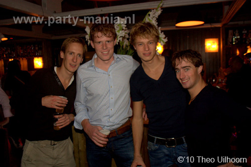 100925_036_hey_partymania