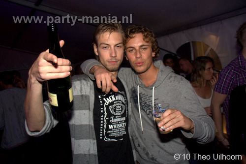 100925_041_hey_partymania