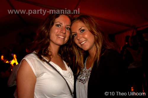 100925_043_whoosah_partymania