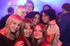 100930_068_happy_student_partymania