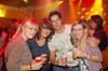 100930_093_happy_student_partymania