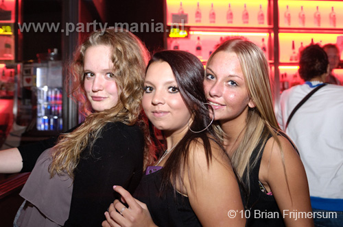 101001_000_maximaal_partymania