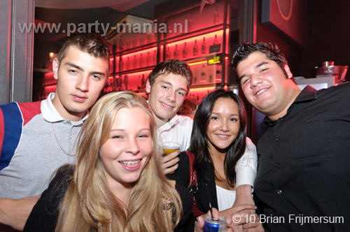 101001_010_maximaal_partymania