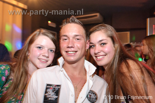 101001_022_maximaal_partymania