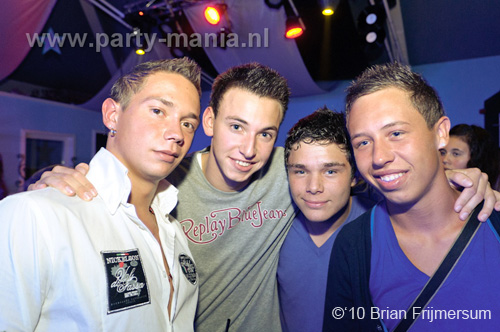 101001_030_maximaal_partymania