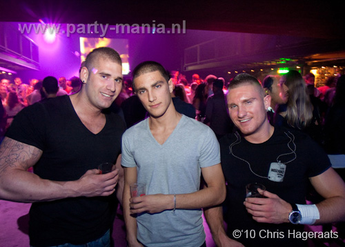 101002_013_franchise_partymania