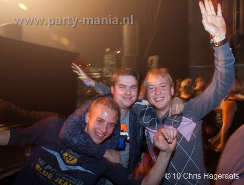 101002_021_franchise_partymania