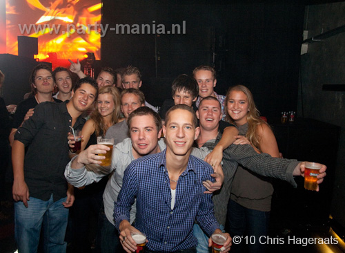 101002_023_franchise_partymania