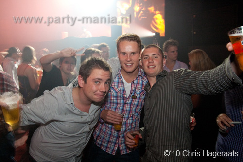 101002_024_franchise_partymania