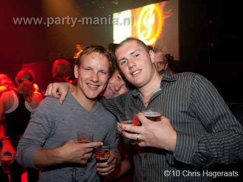 101002_025_franchise_partymania