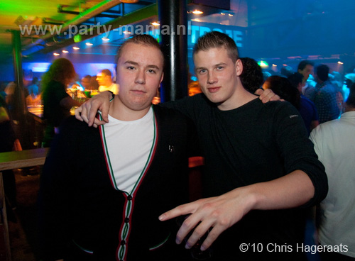 101002_033_franchise_partymania