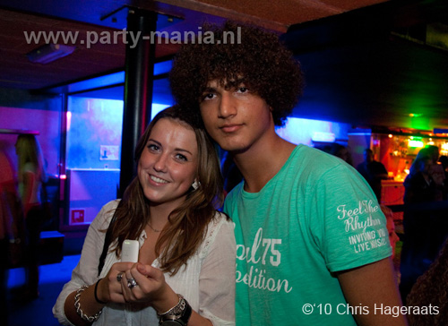101002_061_franchise_partymania