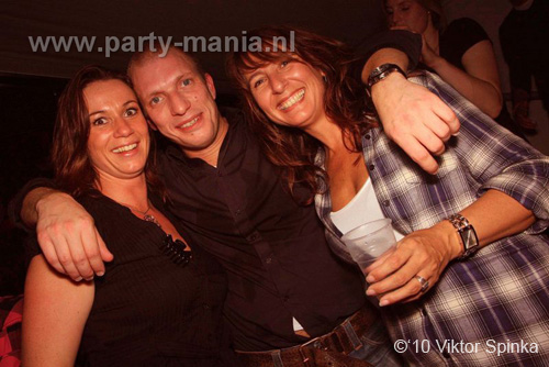 101002_040_whoosah_partymania