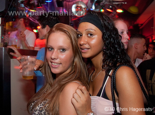 101008_131_maximaal_partymania