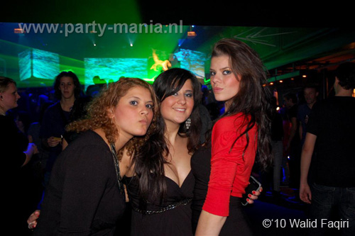 101008_016_mutesounds_partymania