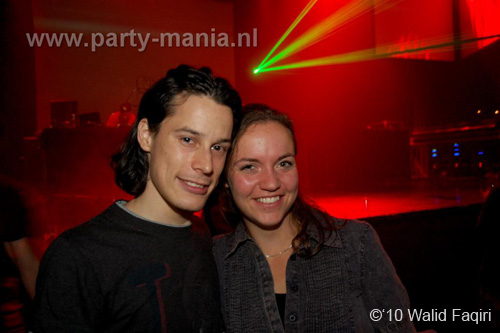 101008_033_mutesounds_partymania