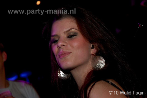 101008_035_mutesounds_partymania