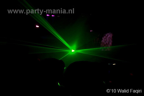 101008_040_mutesounds_partymania