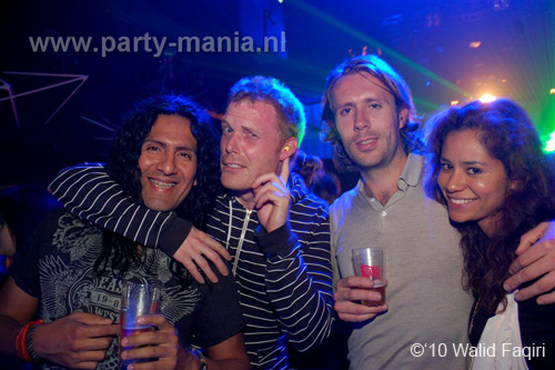 101008_042_mutesounds_partymania