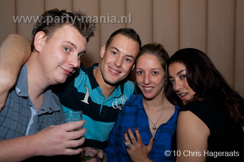 101016_004_80s_90s_partymania