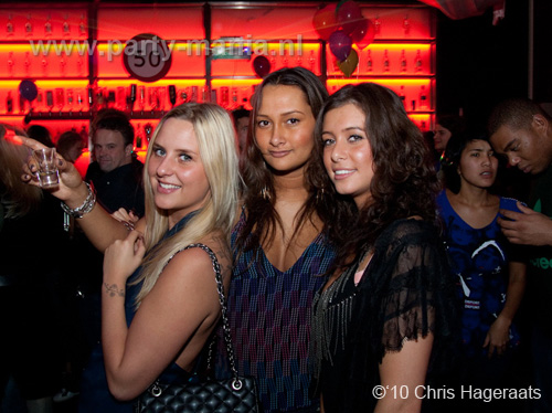 101019_058_mellow_moods_partymania