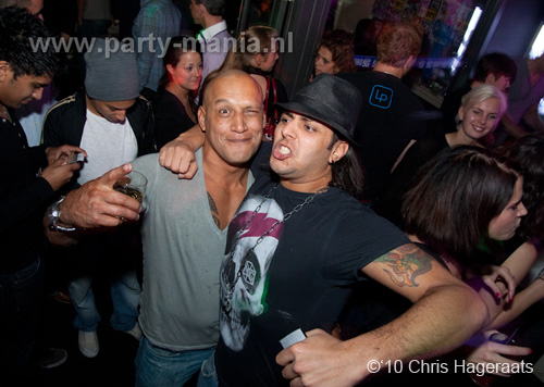 101019_084_mellow_moods_partymania