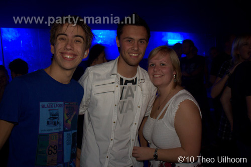 101022_030_dr_lektroluv_partymania