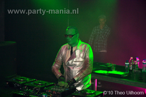 101022_041_dr_lektroluv_partymania