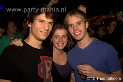 101022_054_dr_lektroluv_partymania