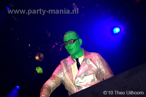 101022_055_dr_lektroluv_partymania