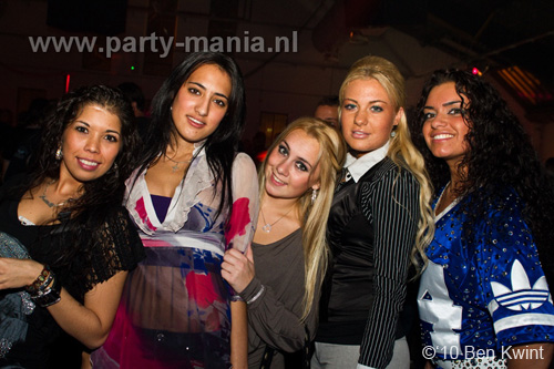 101030_021_gekkehouse_partymania