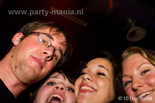 101030_085_gekkehouse_partymania